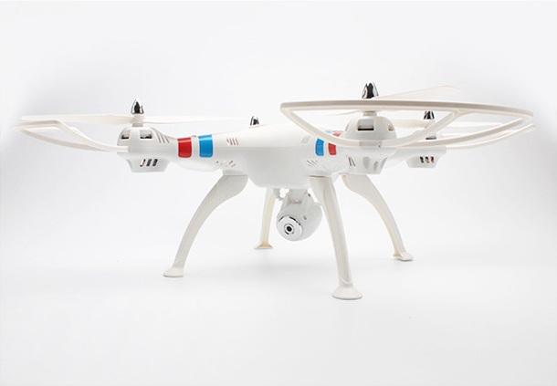 Syma X8C – vylepšená Syma X8W o FPV