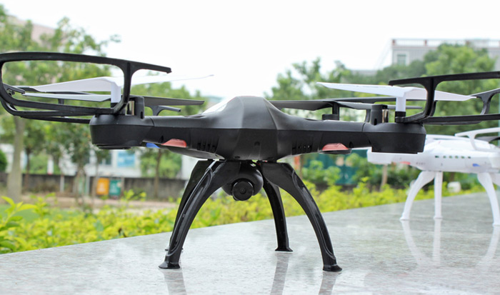 Yuxiang 668-Q8 WiFi FPV – dron ovládaný pohybem telefonu