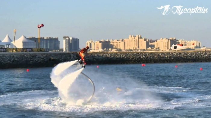 Video: Flyboarding okem dronu