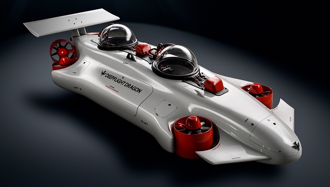 Tělo Formule 1 a pohon z dronů aneb civilní ponorka kvadrokoptéra Dragon