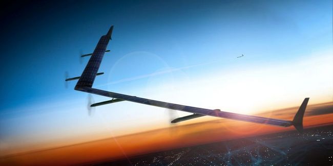 Dron Aquila od Facebooku úspěšně vzlétl a má za sebou první let