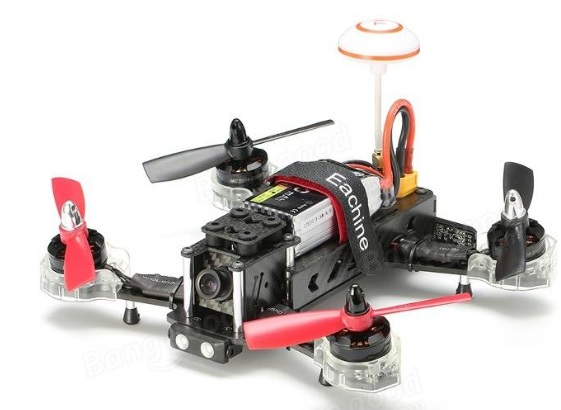 Eachine Falcon 210 – kvadrokoptéra s rychlostí až 150 km/h