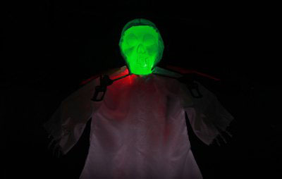 Postrašte své přátele na Halloween dronem