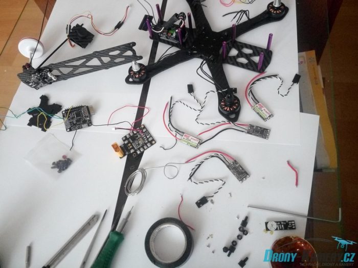 Jak postavit dron