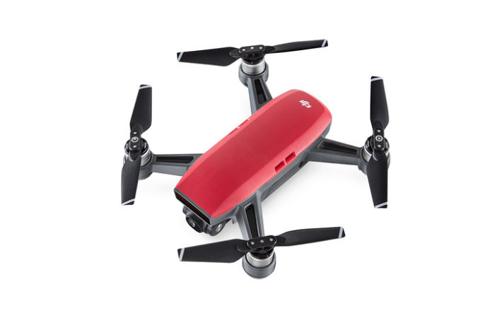 Malý DJI Spark ukazuje co umí