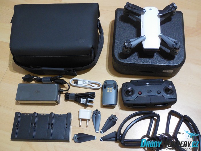 obsah balení DJI Spark Fly More Combo - obsah balení
