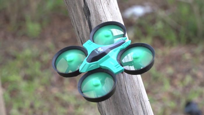 Dron už může mít každý. Furibee F36 stojí jen 7,99$