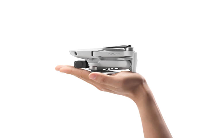 DJI Mavic Mini oficiálně – dlouhá výdrž na baterii a jen 249 gramů