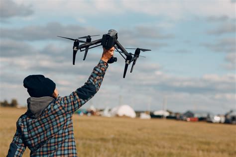 Jak létat s dronem v Česku – jednoduchý návod krok za krokem